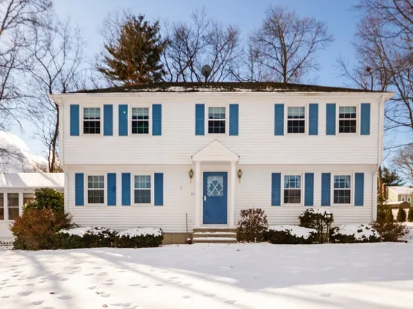35 Leonard Dr, Marlborough, MA 01752