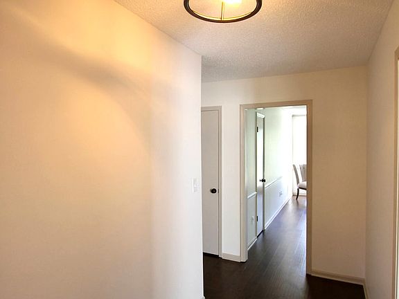 5th image of 5410 Woodhill Cir