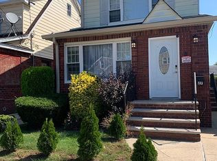 27 Jacob St, Elmont, NY 11003