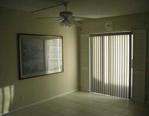 2nd image of 506 Gardens Dr
