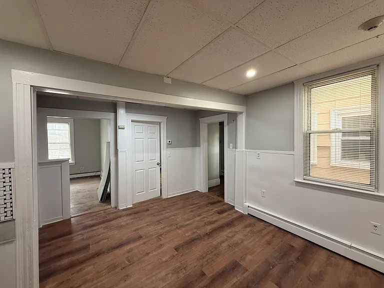 46-48 Ayer St #2R — Photo 9