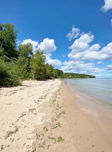 6248 Lakeshore Rd N, Palms, MI, 48465