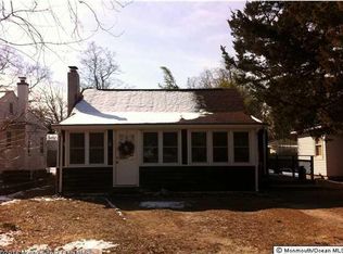 20 Pinehurst Rd, Brick, NJ 08723