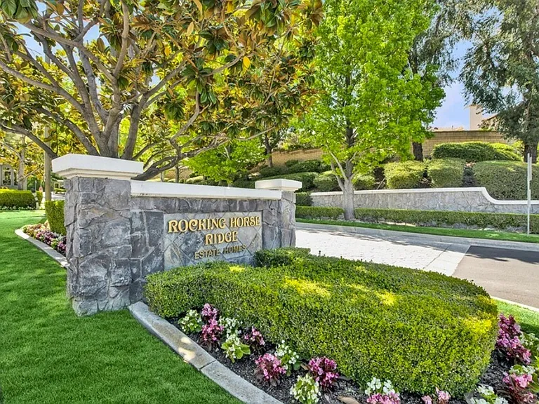 5847 E Rocking Horse Way — Photo 17