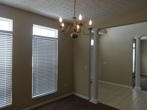 4th image of 994 Mueller Ct
