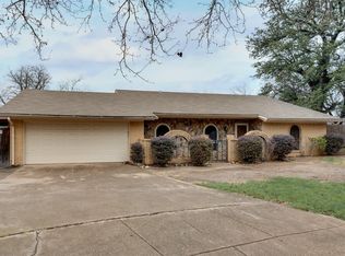 4851 Boulder Lake Ct, Fort Worth, TX 76103