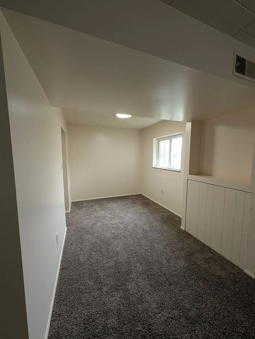 221 Westinghouse Avenue — Photo 2