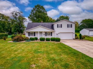 25 S Van Buren Ave, Barberton, OH 44203