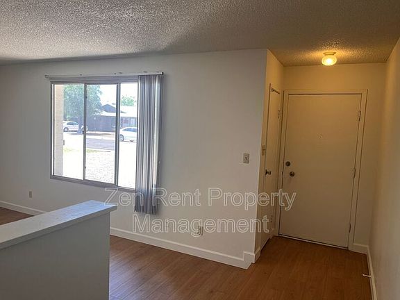 4th image of 1227 E Concorda Dr