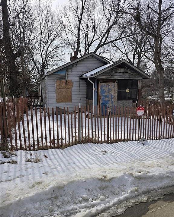1st image of 5631 E 29th St