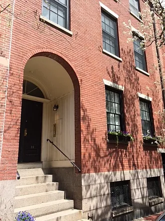 35 Mount Vernon St #2 — Photo 1