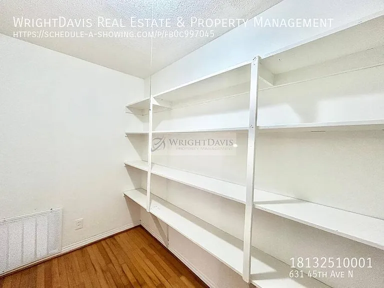 631 45th Ave N — Photo 33