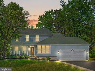 37 Chatham Dr, Voorhees, NJ 08043