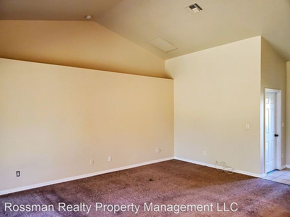 2nd image of 1137 Haven Ave S