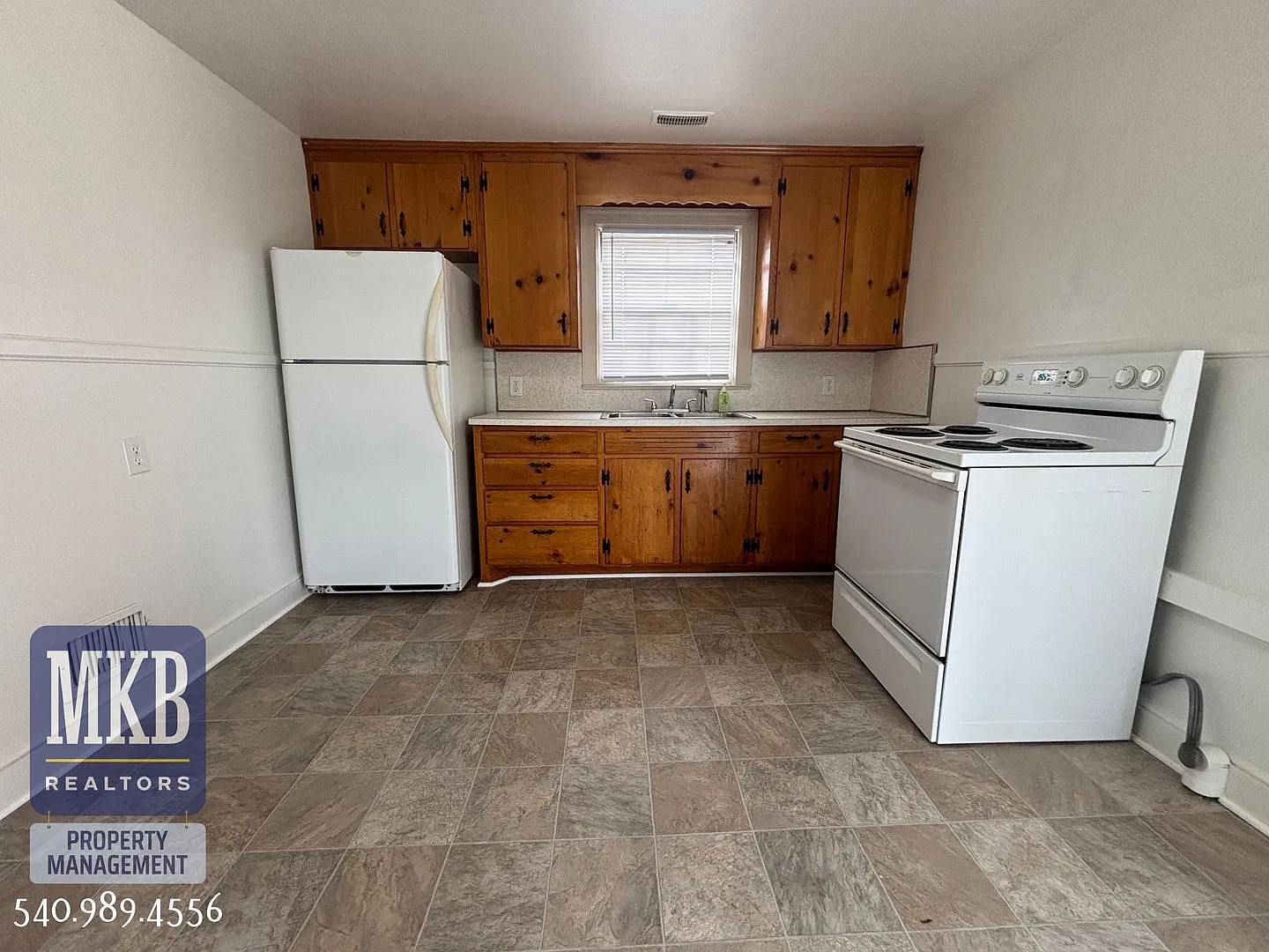 Garden City Property — Photo 3