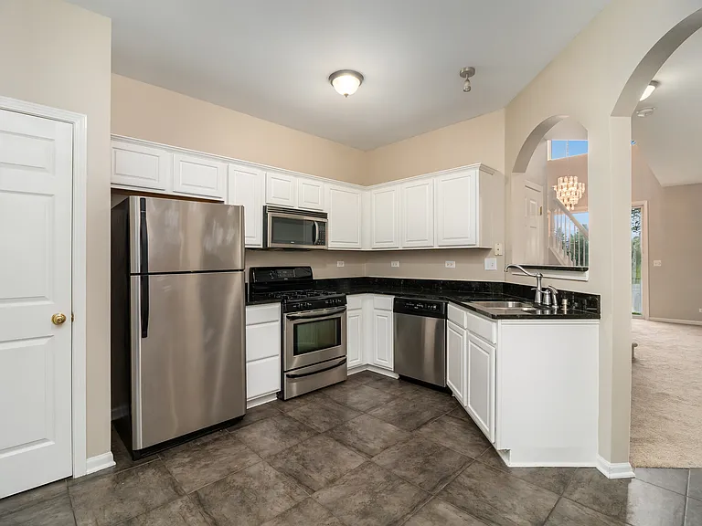 3071 Autumn Lake Dr — Photo 6