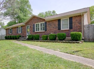 335 Golden Dr, Clarksville, TN 37040