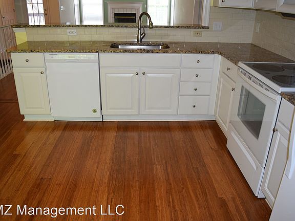 4th image of 28523 Carlton Way Dr Building 12-83
