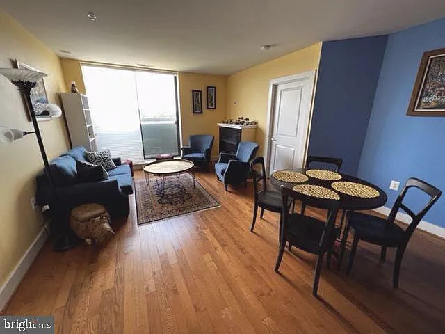 1200 N Hartford St #507 — Photo 3