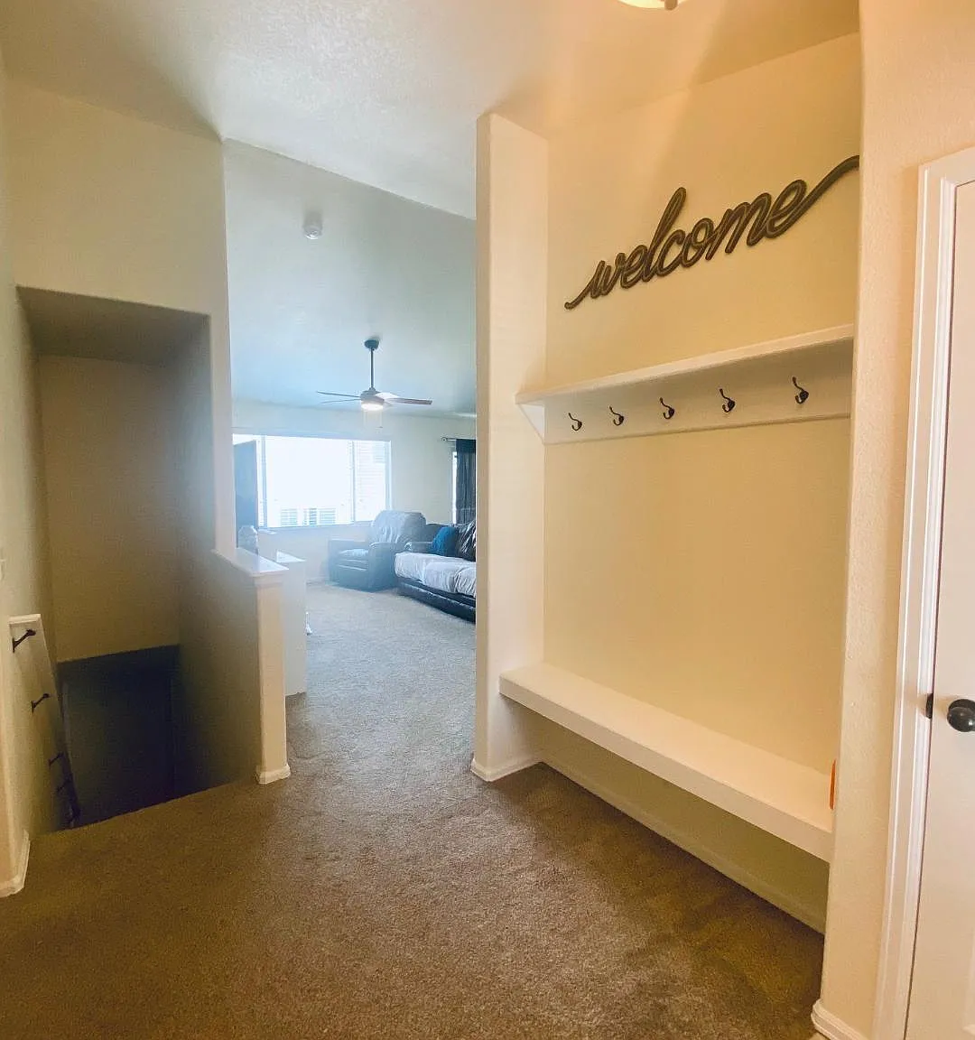 3 bed, 2416 sqft, $2,550 — Photo 3