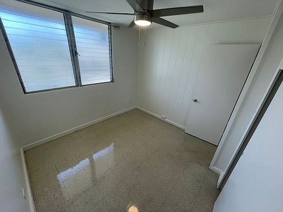 5th image of 1019 Pawaa Ln APT 14