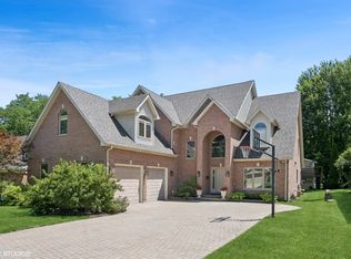 1415 E Campbell St, Arlington Heights, IL 60004