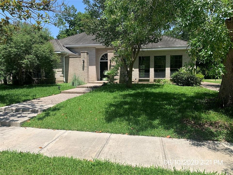 1st image of 9715 Braesmont Dr