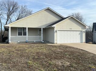 4042 NW Fielding Ter, Topeka, KS 66618