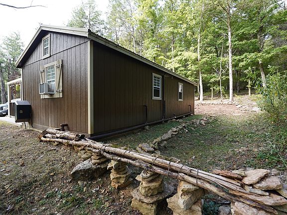 3rd image of 2279 Doll Conway Rd