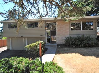 8416 220th Pl SW, Edmonds, WA 98026