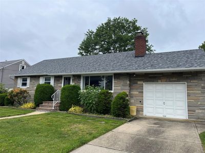 235 10th Street, Bethpage, NY, 11714