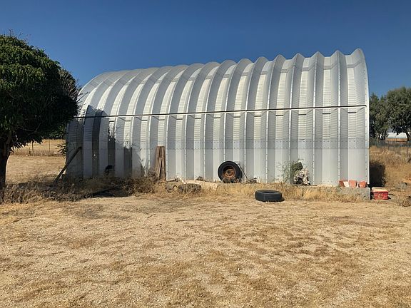 5th image of 9215 E Avenue T14