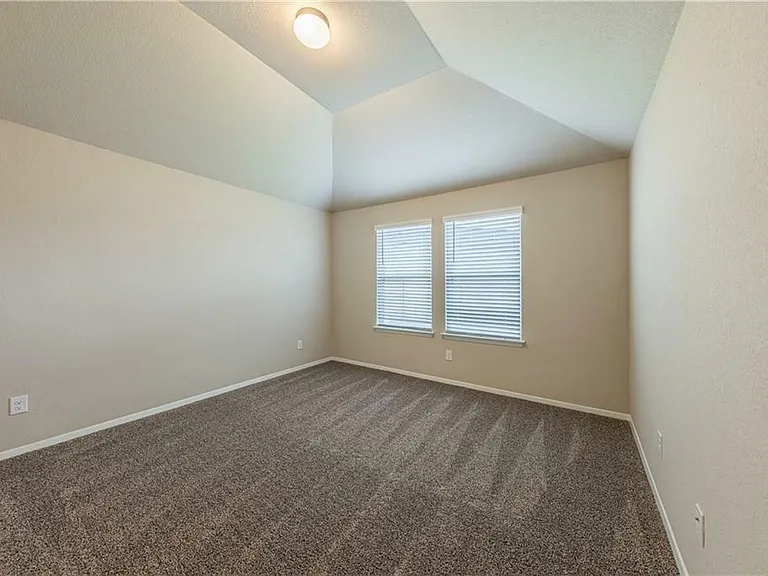 5705 Respinto Dr — Photo 9
