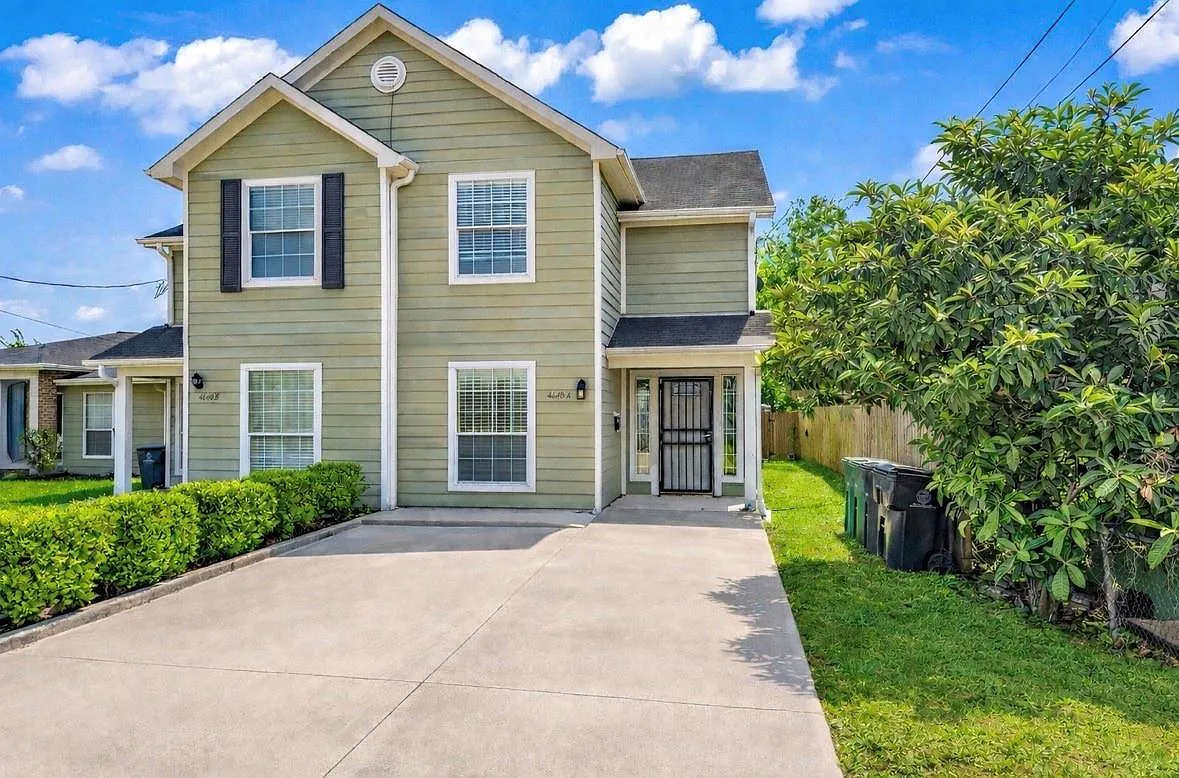 4 bed, 2.5 bath, 1912 sqft, $1,950 — Photo 1