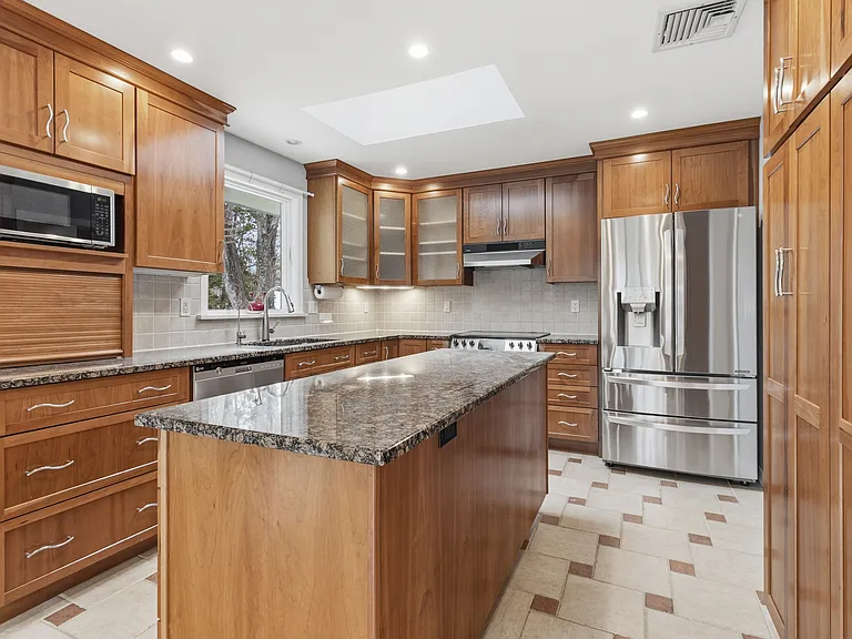 2 Rockyfield Rd — Photo 7