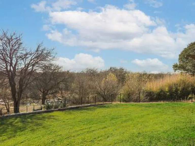 Falcon Ridge Dr — Photo 44