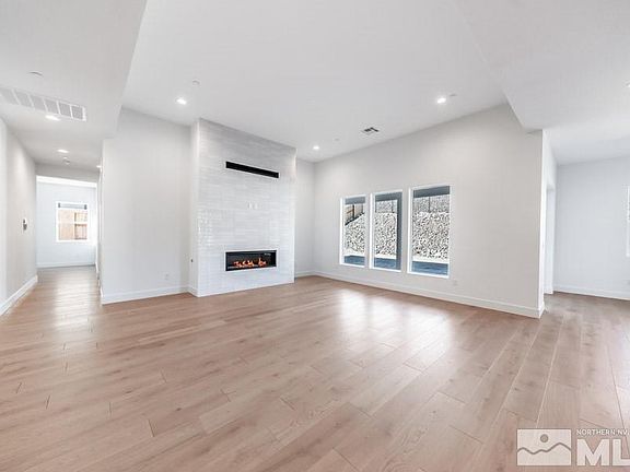 4th image of 3225 Amaretto Way #62