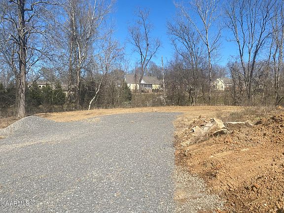 2nd image of 3010 Henderson Ave NW
