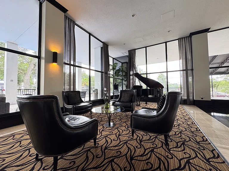 400 E Colonial Dr #108 — Photo 20