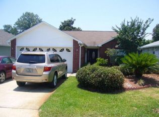 507 Rush Park Cir, Mary Esther, FL 32569