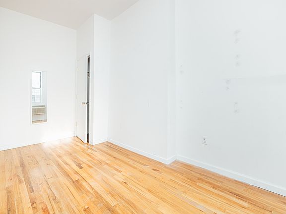 5th image of 444 Lafayette Ave APT 2G