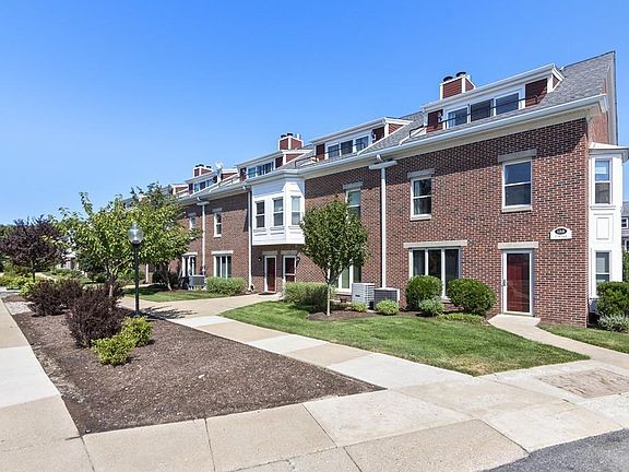 2nd image of 158 Quincy Shore Dr Unit 89