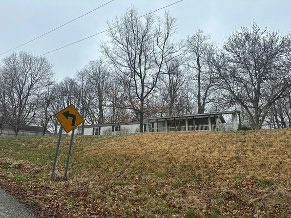 10006 Bethsaida Church Rd, New Harmony, IN 47631
