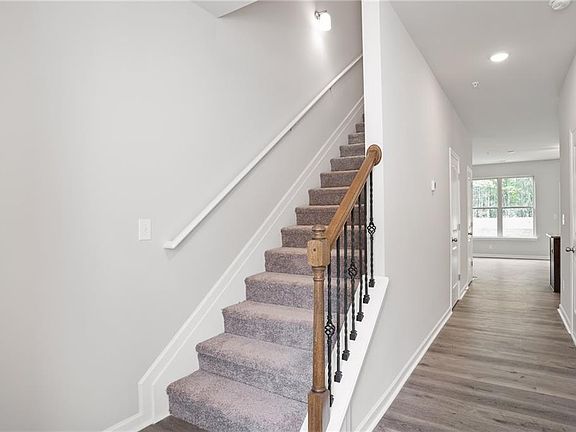 5th image of 8449 Douglass Trl #93