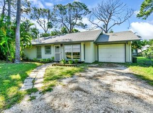 171 Cornell Rd, Venice, FL 34293