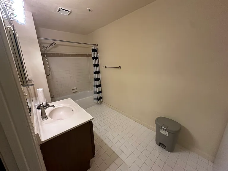4906 Columbia Rd #2 — Photo 19