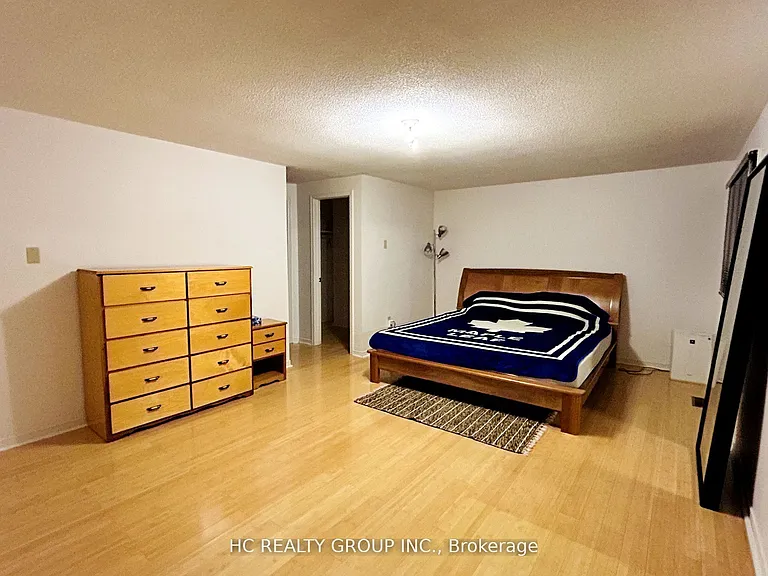 33 Westmoreland Ct — Photo 7