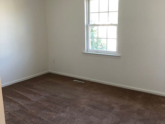5th image of 22029 Valley Estates Dr