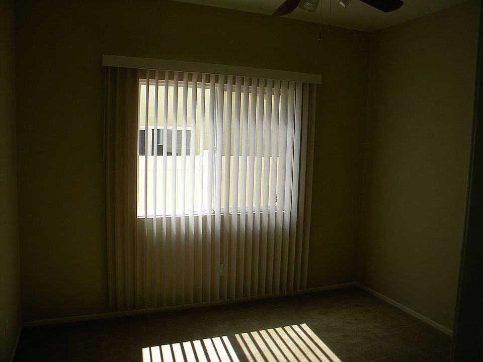 1st image of 64056 Franklin St