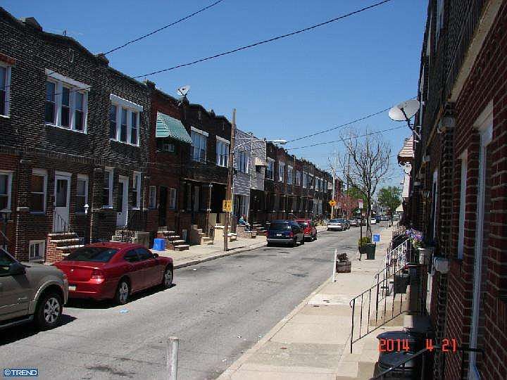 2nd image of 1651 S Newkirk St